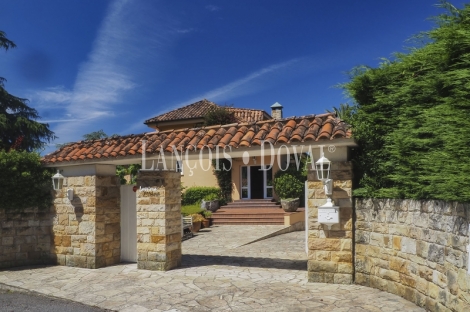 Gijón. Cabueñes. Exclusivo chalet en venta cerca de la costa.