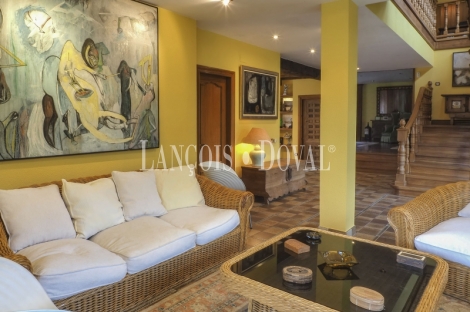 Gijón. Cabueñes. Exclusivo chalet en venta cerca de la costa.