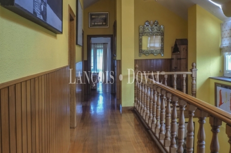 Gijón. Cabueñes. Exclusivo chalet en venta cerca de la costa.