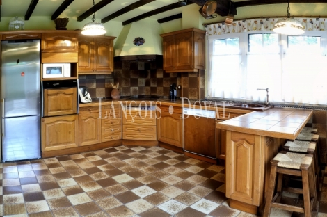Gijón. Cabueñes. Exclusivo chalet en venta cerca de la costa.