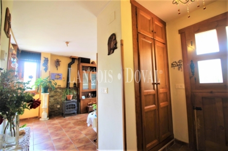 Cangas de Onís. Peruyes. Casa tradicional Asturiana en venta. 