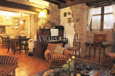 Peñamellera Alevia. Hotel con encanto en venta. Tradicional Casona Asturiana