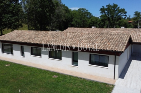  Llanes. La Pereda. Exclusivo Chalet de diseño en venta con vistas a la montaña.