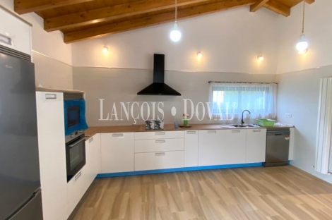  Llanes. La Pereda. Exclusivo Chalet de diseño en venta con vistas a la montaña.