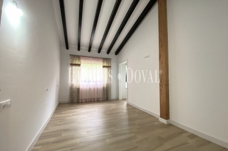  Llanes. La Pereda. Exclusivo Chalet de diseño en venta con vistas a la montaña.