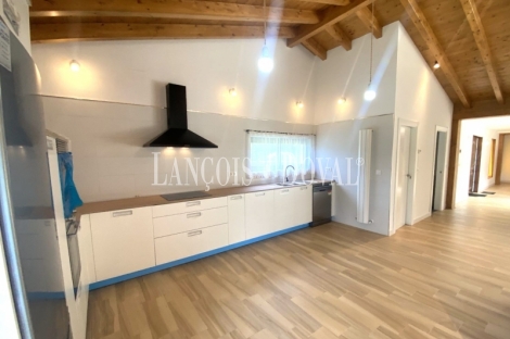  Llanes. La Pereda. Exclusivo Chalet de diseño en venta con vistas a la montaña.