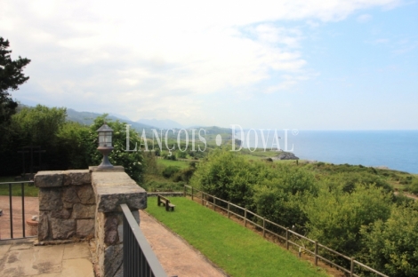 Llanes. Buelna. Asturias. Exclusiva Casa en venta con vistas panorámicas al mar.