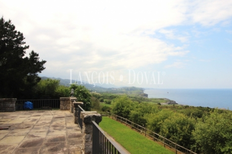Llanes. Buelna. Asturias. Exclusiva Casa en venta con vistas panorámicas al mar.