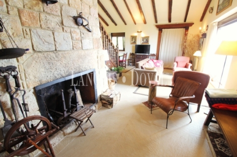 Llanes. Buelna. Asturias. Exclusiva Casa en venta con vistas panorámicas al mar.