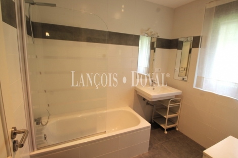 Llanes. Buelna. Asturias. Exclusiva Casa en venta con vistas panorámicas al mar.