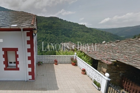 Taramundi. Venta casa Rústica reformada con vistas a la montaña
