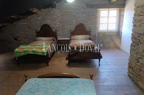 Taramundi. Venta casa Rústica reformada con vistas a la montaña