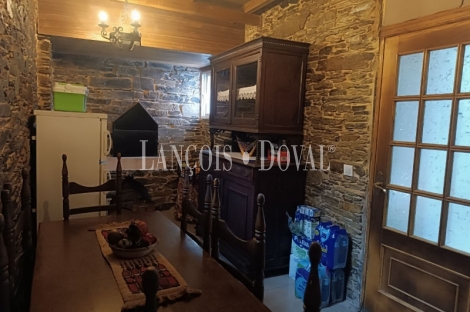Taramundi. Venta casa Rústica reformada con vistas a la montaña