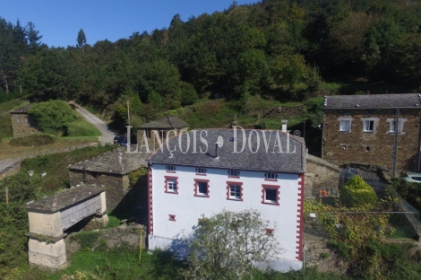 Taramundi. Venta casa Rústica reformada con vistas a la montaña