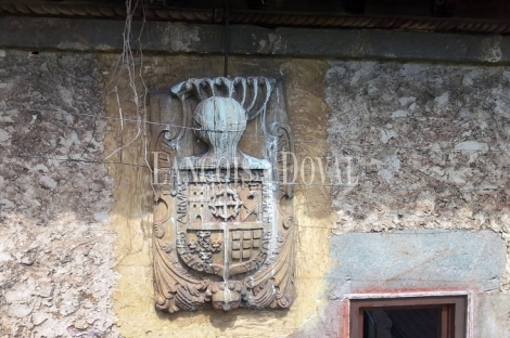 Asturias. Proaza. Singular casa señorial medieval en venta. 