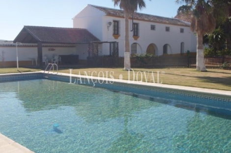 Puebla de Cazalla. Sevilla Cortijo y finca en venta