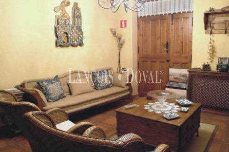 Mudrián. Segovia. Centro de turismo rural en venta 