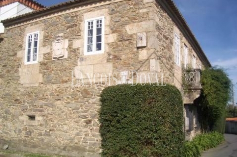 Cambre. A Coruña. Pazo en venta.