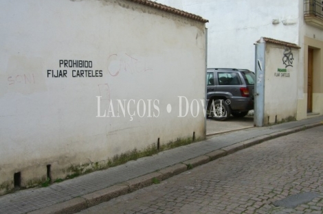 Córdoba. Casa señorial en venta ideal negocio o despachos.