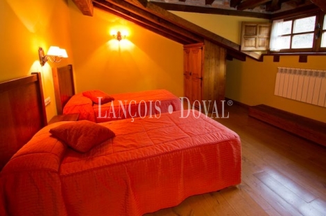 Argüebanes. Camaleño. Cantabria. Alojamiento rural, apartamentos turísticos en venta