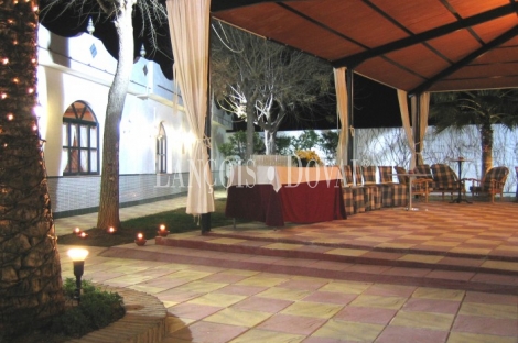 La Rinconada. Sevilla. Restaurante eventos y celebraciones en venta.