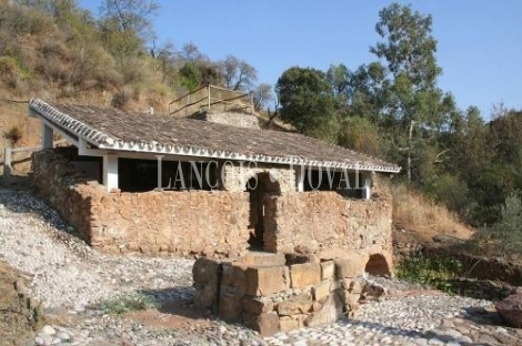 Sierra de Las Nieves. Málaga. Casas rurales en venta.