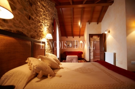 Viveiro. Lugo. Hotel con encanto en venta. 