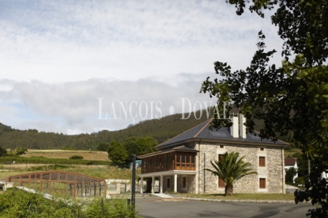 Ourol. Lugo. Casa señorial en venta.