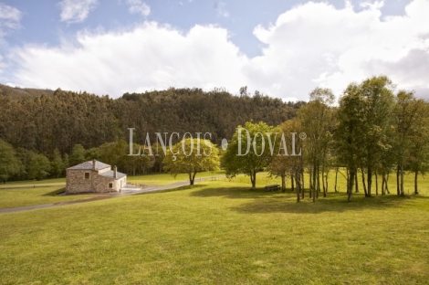 Ourol. Lugo. Casa señorial en venta.