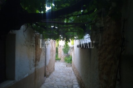 Villanueva De La Jara. Cuenca. Casa histórica en venta.