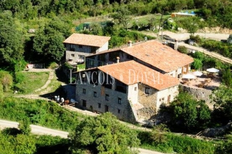 Beget. Girona Masía casa rural en venta.