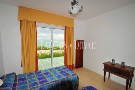 Palma De Mallorca. Chalet adosado en venta.