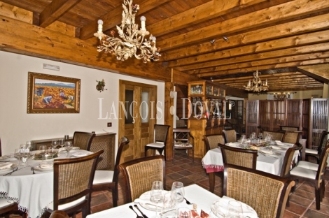 Montealegre de Campos. Valladolid. Hotel rural con encanto en venta 