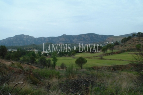 Sant Llorenç Savall. Barcelona. Finca y proyecto camping en venta.