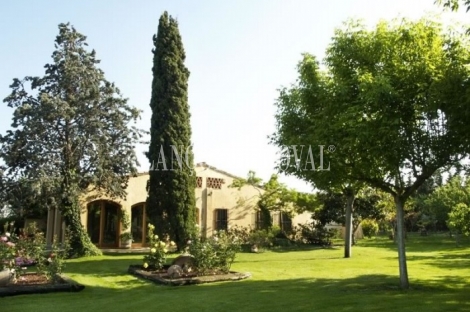 El Milà. Tarragona. Casa rural y finca en venta