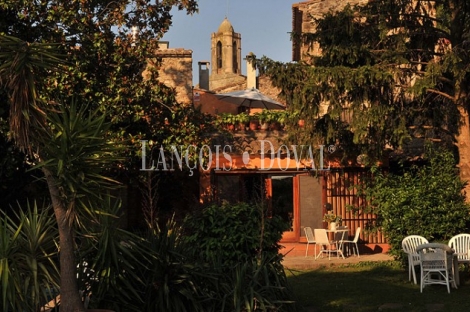  Baix Empordá. Girona. Hotel con encanto en venta.