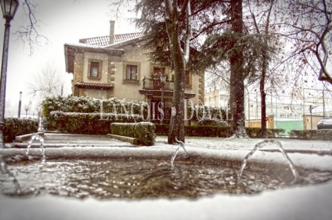 Pamplona. Iruña. Navarra. Casa señorial en venta.