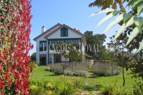 Oviedo. Casa señorial en venta. Biedes. Concejo de las Regueras.  Asturias.