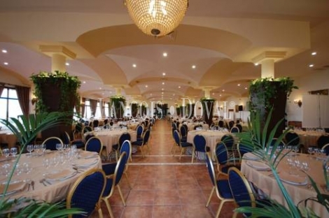 Hotel restaurante banquetes y eventos en venta. Córdoba