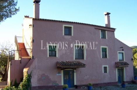 Finca con casa señorial y casa rural en venta. Valls. Tarragona