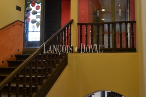 León. Palacio en venta o alquiler ideal hotel con encanto y restaurante.