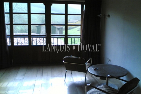 Casa rural en venta. Antiguo convento. Cangas de Onís. Asturias.