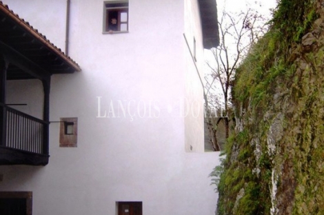 Casa rural en venta. Antiguo convento. Cangas de Onís. Asturias.