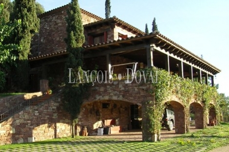 Barcelona. Masía y finca en venta Parque natural del Montseny. Tagamanent.  