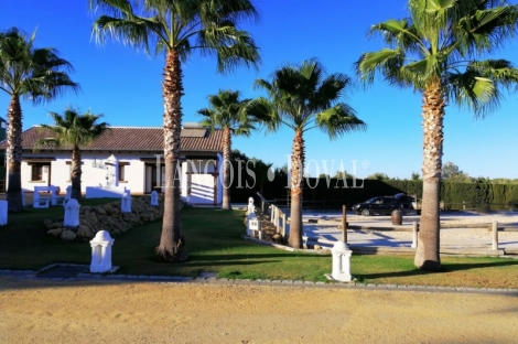 Parque Nacional de Doñana. Resort turismo ecuestre en venta. Sevilla.