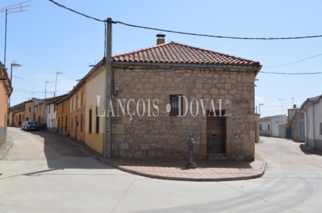 Salamanca. Casa rural en venta. Palencia de Negrilla.