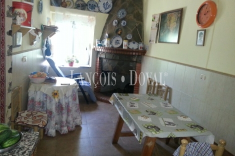 Cortijo antigua almazara en venta. Sierra Nevada. Abrucena. Almería