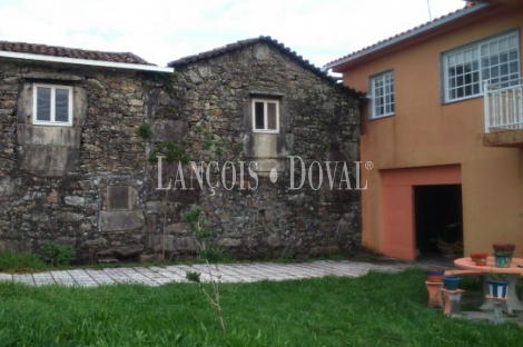 Oia. Torroña. Pontevedra. Finca y casa rural en venta