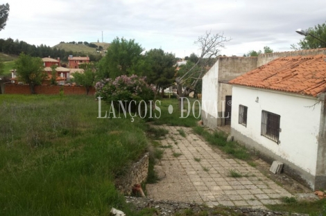 Huete. Finca urbana en venta. Cuenca