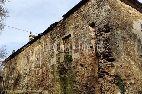 Lugo. Pazo en venta. Pena. Castroverde.